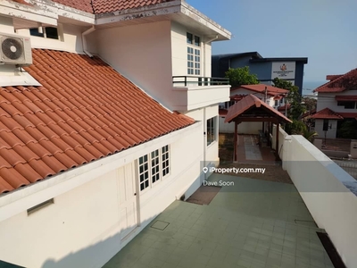 Bungalow House at Tanjung Bungah La:11,420sf