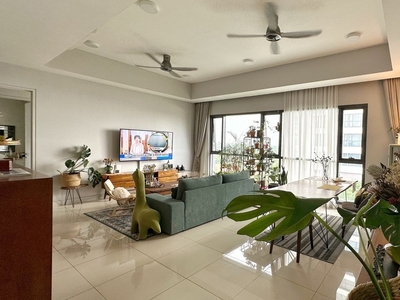 Dianthus Residence Corner Fully Furnished Best Value Tropicana Gardens Mall Kota Damansara For Sale