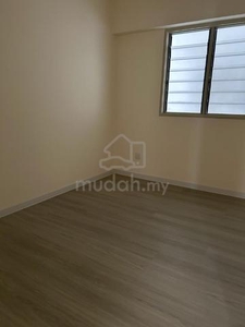 Dua Residence Apartment @ Teluk Kumbar for Rent