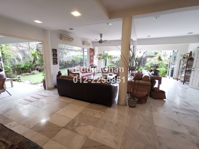 Exclusive Bungalow, Freehold, Strategic Location, Spacious