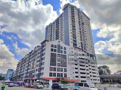 Freehold Menara K L H Condominium - Kuala Lumpur