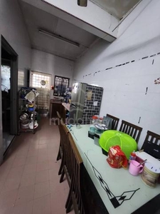 Full loan kitchen extended single storey 20x65 taman sentosa klang