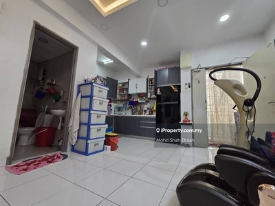 Fully Furnished And Level 8 Condominium Radius Residence, Selayang
