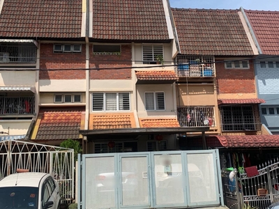 FULLY RENOVATED 3 Storey Terrace Taman Bukit Teratai Ampang
