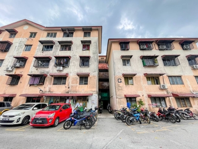 GROUND FLOOR Apartment Idaman Damansara Damai Petaling Jaya