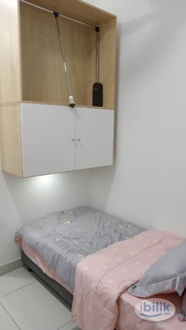 Single Room WITH ATTACHED BATHROOM at TR Residence, Kuala Lumpur (1 Minute walk to LRT/MRT/Monoril/GoKL Bus)