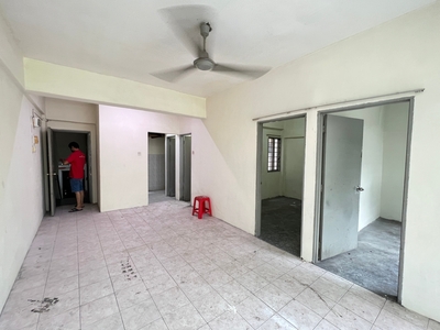 Shop Apartment at Taman Sentosa Klang 1st floor RM500