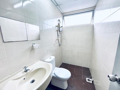 AirCond Master Room with Bathroom - PV20 Condo PV Wangsa Maju Setapak
