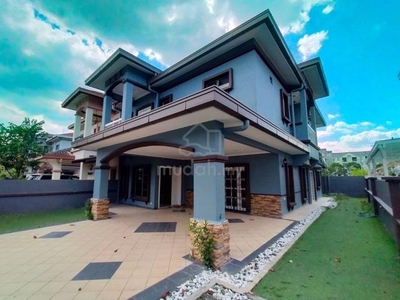 [NEWLY REFURBISHED, NEWLY PAINT & GATED AND GUARDED] 2 Storey Semi-D