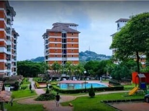Acorn & Hazel 3R2B Partially Furnished Evergreen Park Condominium @ Bandar Sungai Long For Rent