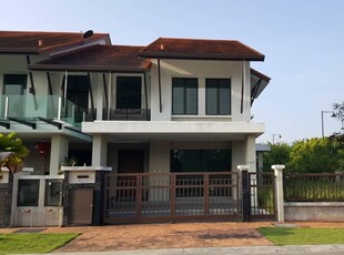 Bandar Kinrara Puchong, 2 sty terrace for sale, Corner lot, land size more than 6,000sqft