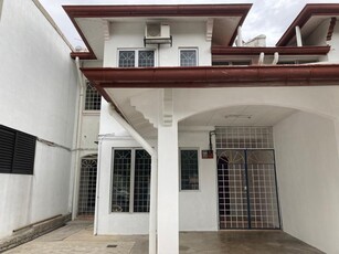 BK4 Bandar Kinrara Puchong, 2 sty terrace, well maintain unit