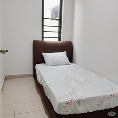 Cosy Single Room at Univ360 near Seri Kembangan, UPM, Australian Int'l School, Hospital Serdang, Putrajaya, Cyberjaya, IOI City Mall, Mines