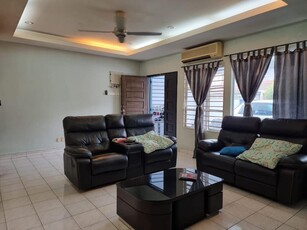 Double storey for sale in Puchong,Fully renovated,Fully furnished,Taman Putra Prima