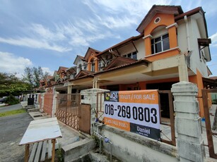 Double storey house Taman Mutiara Subang below market value