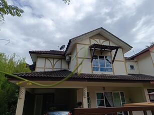 Double storey semidetached in Rasah Kemayan 3 for sale. fully renovated and facing no house