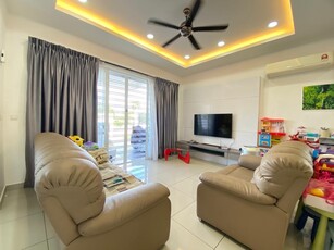 Double Storey Terrace End lot w 10ft for sale at Horizon Hills Johor