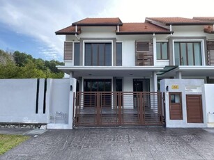 Double sty link house for sale, Move in condition, Irama 2 BK8, Bandar Kinrara Puchong