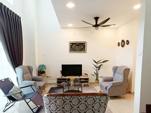 Duplex Penthouse Horizon Residence Luxury Apartment Dwi Mutiara Bukit Indah 2 for Sale