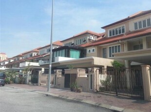 Fully renovated,3 Storey link house for sale,Taman Impian Indah,Bukit Jalil