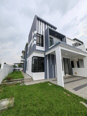 Garden Villa at Bukit Indah Double Storey Cluster *Corner Unit* For Sale