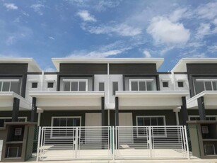 Lakeside Residence, Puchong, Selangor