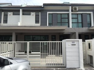 Lakeside Residence,2 storey link house for sale