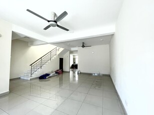 Lakeside Residence,Puchong,Double Storey terrace for sale