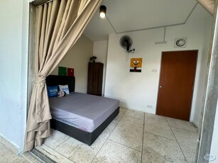 Middle Room at Taman Stulang Laut To Rent 靠关卡中房出租