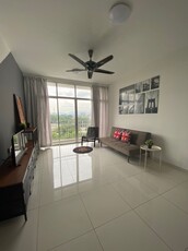 Midfields Condominium@ Taman Sungai Besi Salak Selatan 5mins Mid Valley Fully Furnished Medium Floor 2 Car Park FOR SALE
