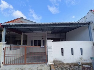 Single storey terrace for RM250K in a moved in condition near Mydin, Senawang