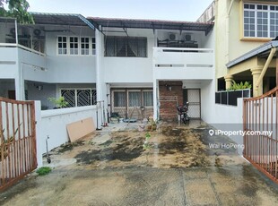Ampang Taman Sri Watan 2sty 20x75 house