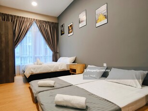Center of Kuantan, Travelling distance 5-10mins to all amenities