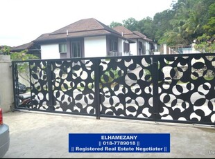Partly Furnished & Move In Ready Setia Hills Bungalow For Rent