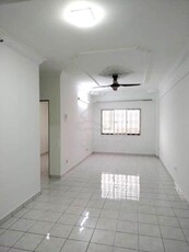 Villa Mutiara Apartment 4 Rooms Mutiara Complex Walk To MRT Jalan Ipoh