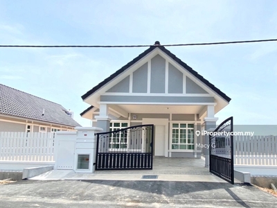 Bare unit Single storey Banglow house Anjung Gapam bemban