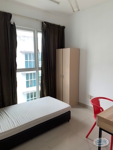 [Prefer Male] ❤️Fully Furnished Room with Balcony in Pacific Place Ara Damansara Subang❤️