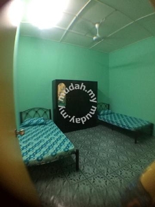 bilik lelaki muslim di bachang batu berendam
