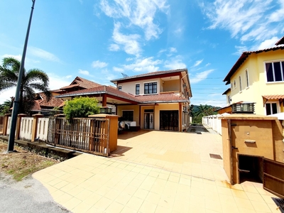 (CHEAPEST) 2 Storey Bungalow Putra Hill Residency Bandar Seri Putra For Sale