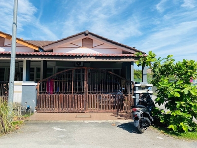 (END LOT) 1 Storey Taman Desa Saujana Sungai Merab Desa Putra Kajang For Sale