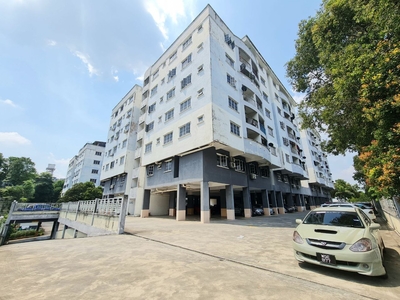 (LEVEL 2) Kemensah Villa Condominium