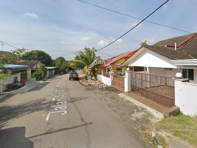 Permas Megah Ria 1.5 Storey Semi D with 12ft side land / 18mins to CIQ