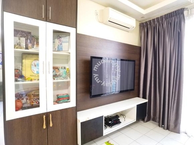 Renovate Apartment PR1MA Presint 11 3R2B Fully Furnish Putra Damai