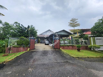 RENOVATED Single Storey BUNGALOW Desa Pinggiran Putra Putrajaya