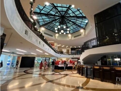 Straits Quay Marina Mall GROUND FLOOR Shoplot, Recently Available !