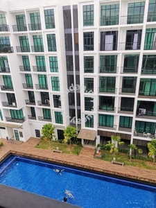 Yarra Park Apartment With Pool View Opposite Cyberjaya College