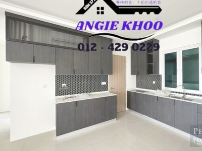 QUAYWEST RESIDENCE 1219sqft Renovated with Kitchen Cabinet SEAVIEW