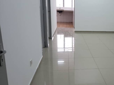 Super Urgent For Sale Apartment Desa Mentari with lift -Blok 10 - Vacant - Level 2 With Lift - 650 sq ft - 3 Bedroom 2 Bathroom - Leasehold - Bumi