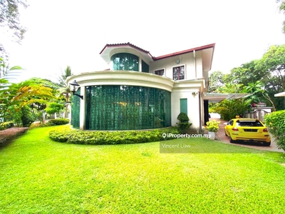 2 Storey Bungalow with Pool & Golf Course View