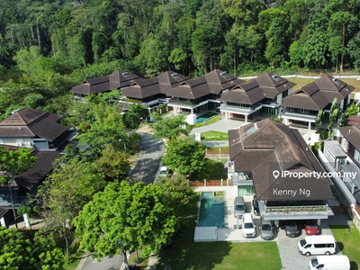 2 Storey Rainforest Villa For Rent